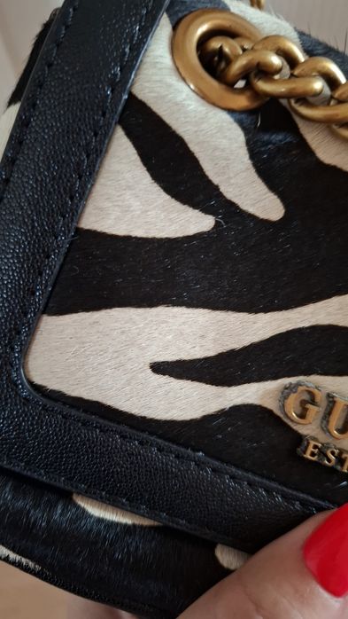 Страхотна дамска чанта