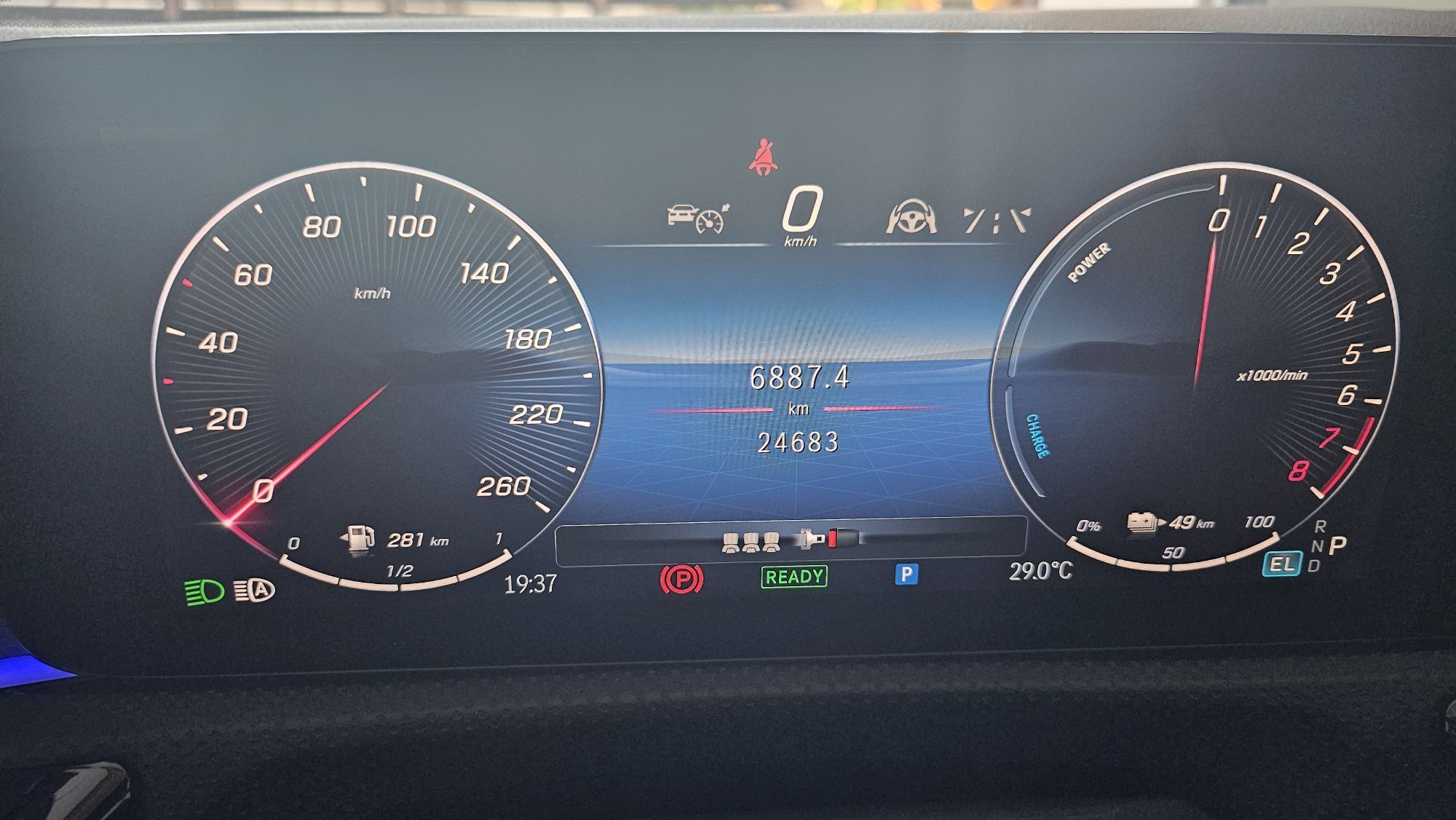 Mercedes A250e AMG  (plug- in hibrid, impecabila, garanție 4 ani)
