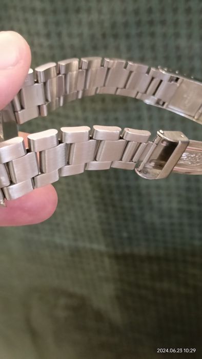 Vind ceas original Rolex Submariner