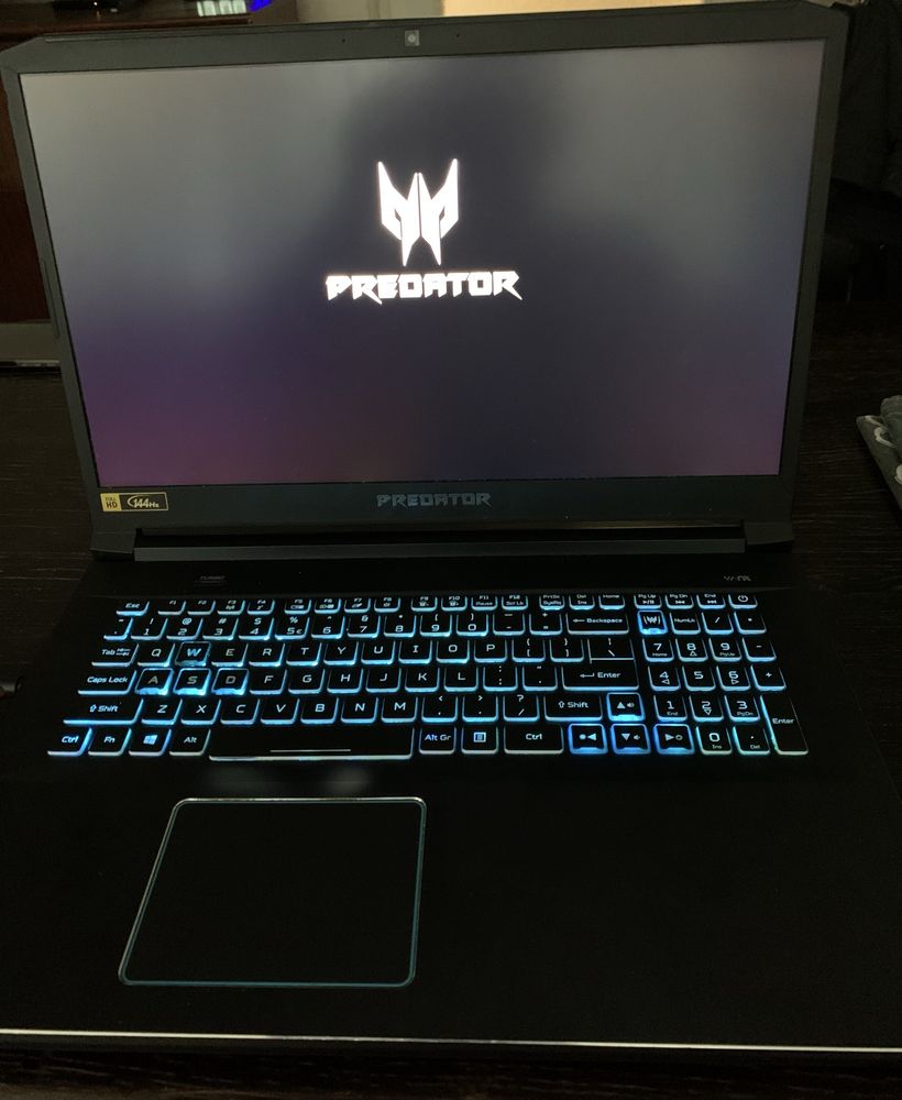 Acer Predator 17.3 с проблем