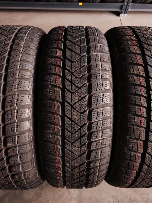 205 50 R17 iarna Anvelope Cauciucuri Pirelli noi 8mm
