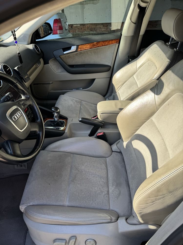 Vand audi a 3 An 2005 luna a 12