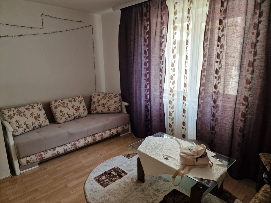 Vand apartament 2 camere