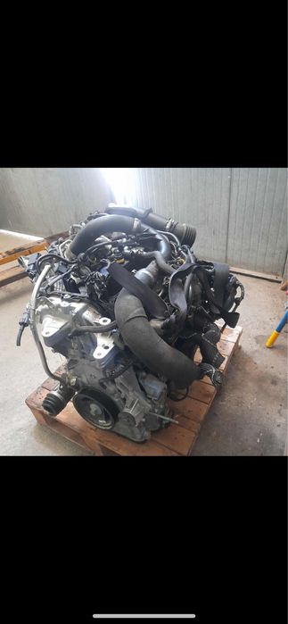 Motor 1.0 TCE H4DF48 28 000 km  renault dacia nissan pot oferi montaj
