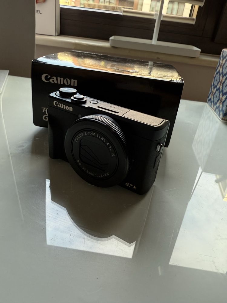 Canon g7x lll.