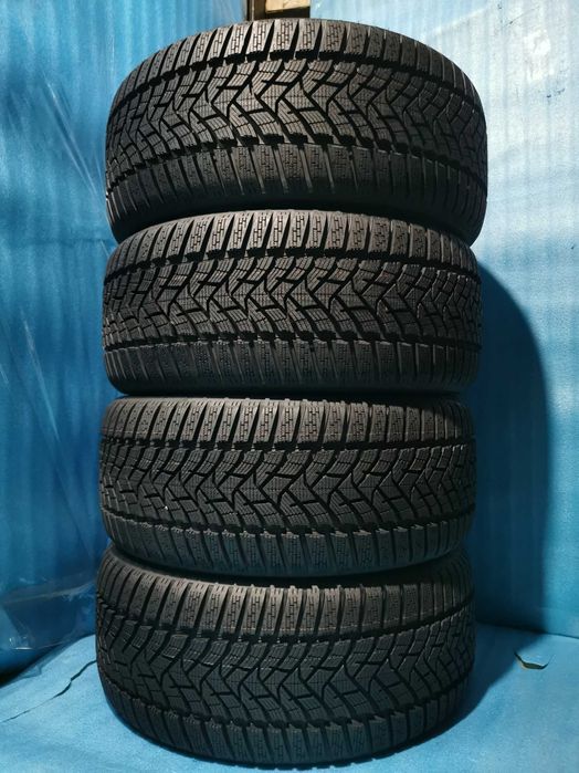 225 40 18 dunlop m+s 4 buc