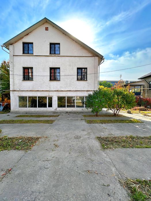 Большой дом с огромным участком 18 соток ИЖС