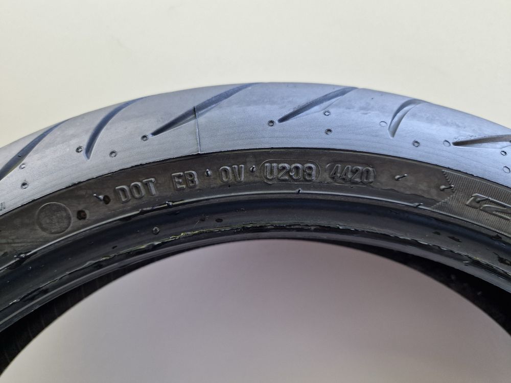120/70/17 Metzeler m7rr dot 2020
