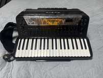 Vand Roland Fr8x acordeon electronic