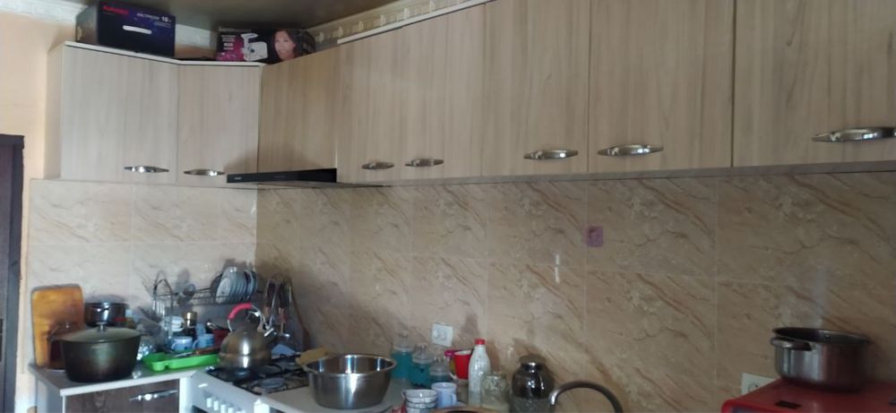 Xovli uy sotiladi nijniyda