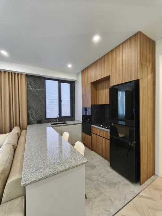 Срочно!!! Сдаётся 2Х 4/9 евро кв центр города в Себзор 378*