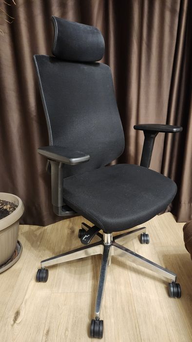 Офис стол ChairPro 1000 H