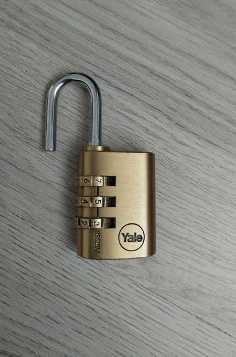 Lacat Yale cu cifru