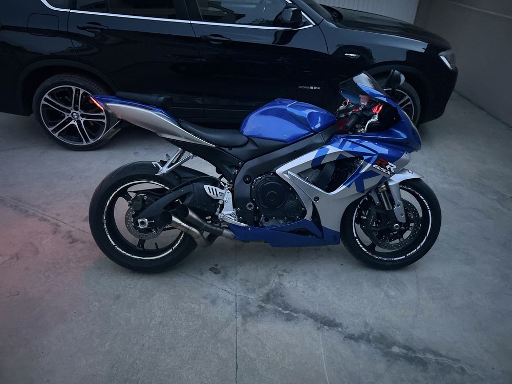 Продавам Suzuki GSXR K-7