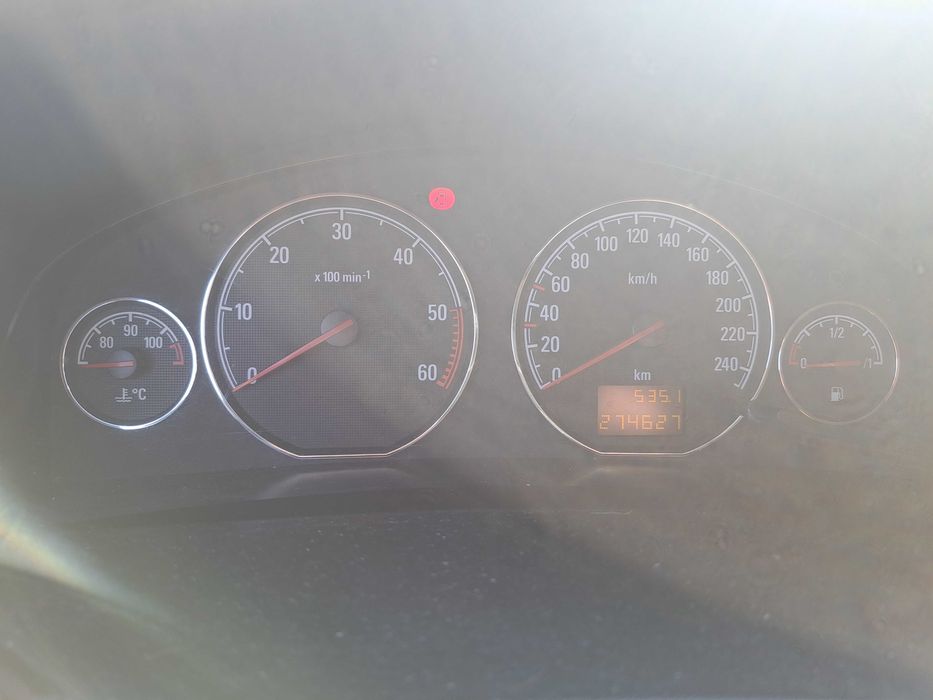 Opel Signum de familie