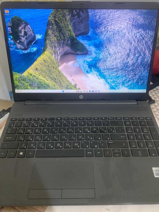 HP 250 G8 i3-1005/DDR4 8Gb/NVMe 250Gb/15.6 FHD/Win11 Pro
