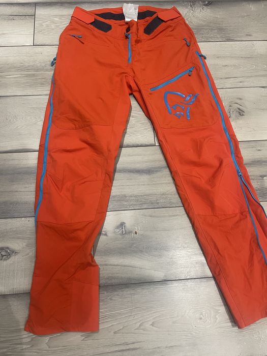 Трекинг панталон Norrona размер М