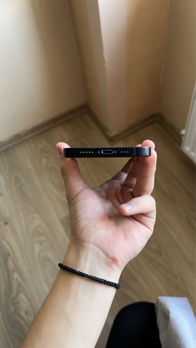 iPhone 12 black 64gb