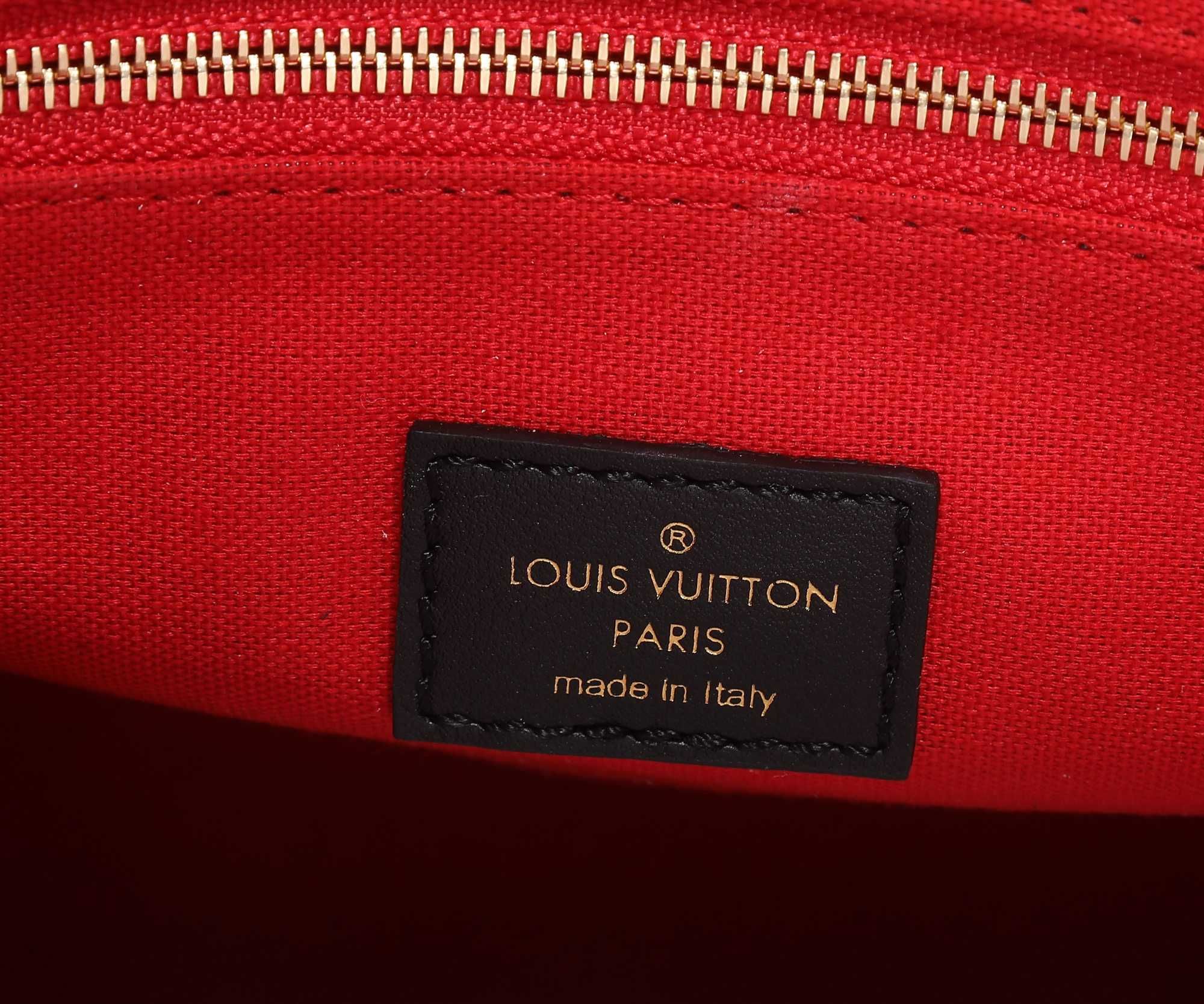 Geanta Louis Vuitton Onthego 25cm, canvas, tip Premium