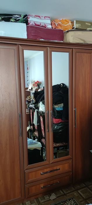 Шкаф 4-х дверный