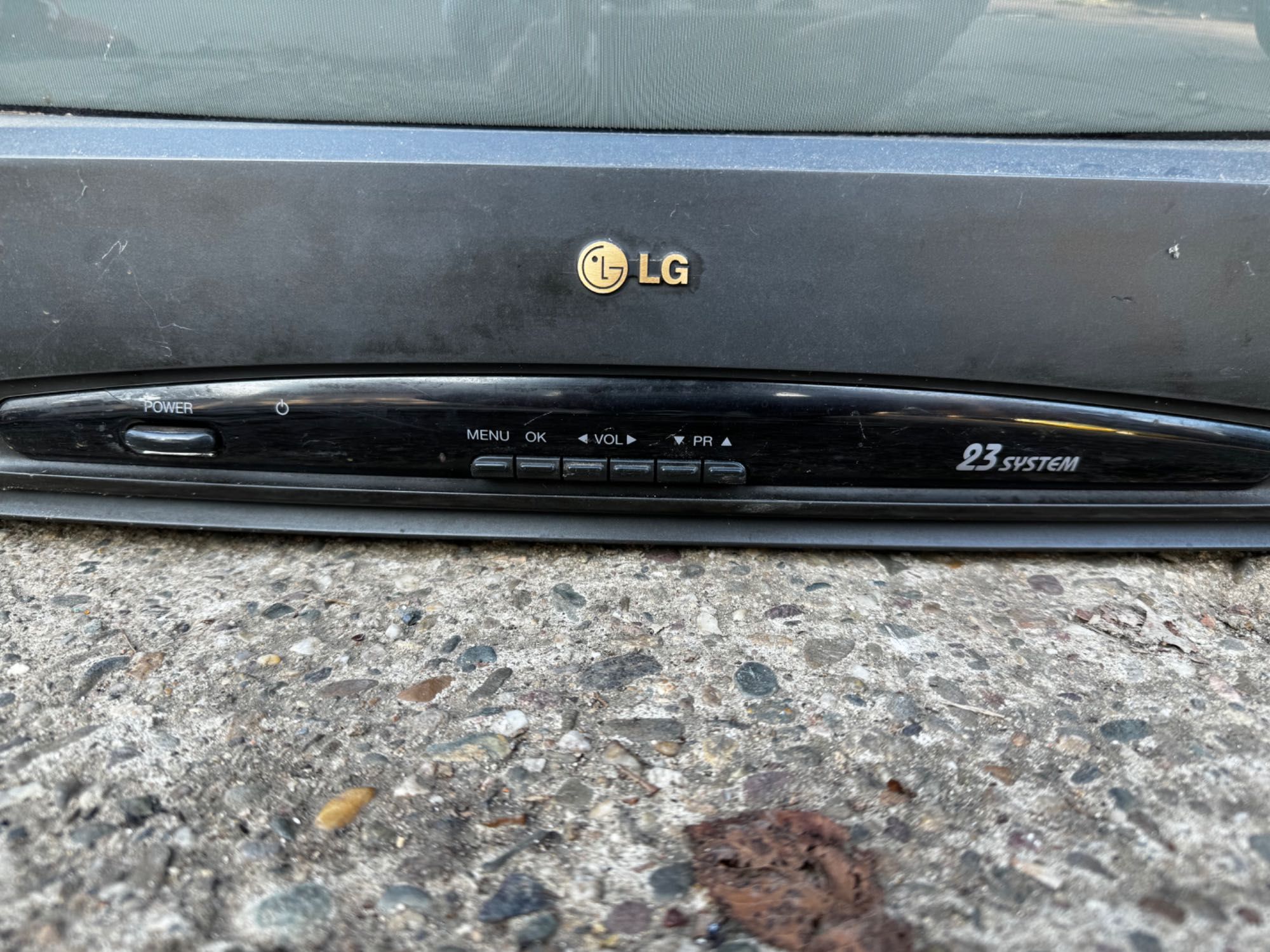 Телевизор LG 23System