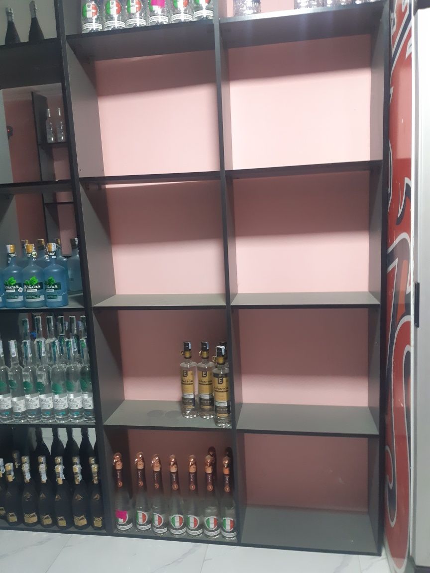 Полка хорошим состояние