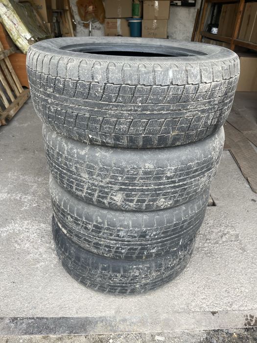 Зимние шины 205/60 R16