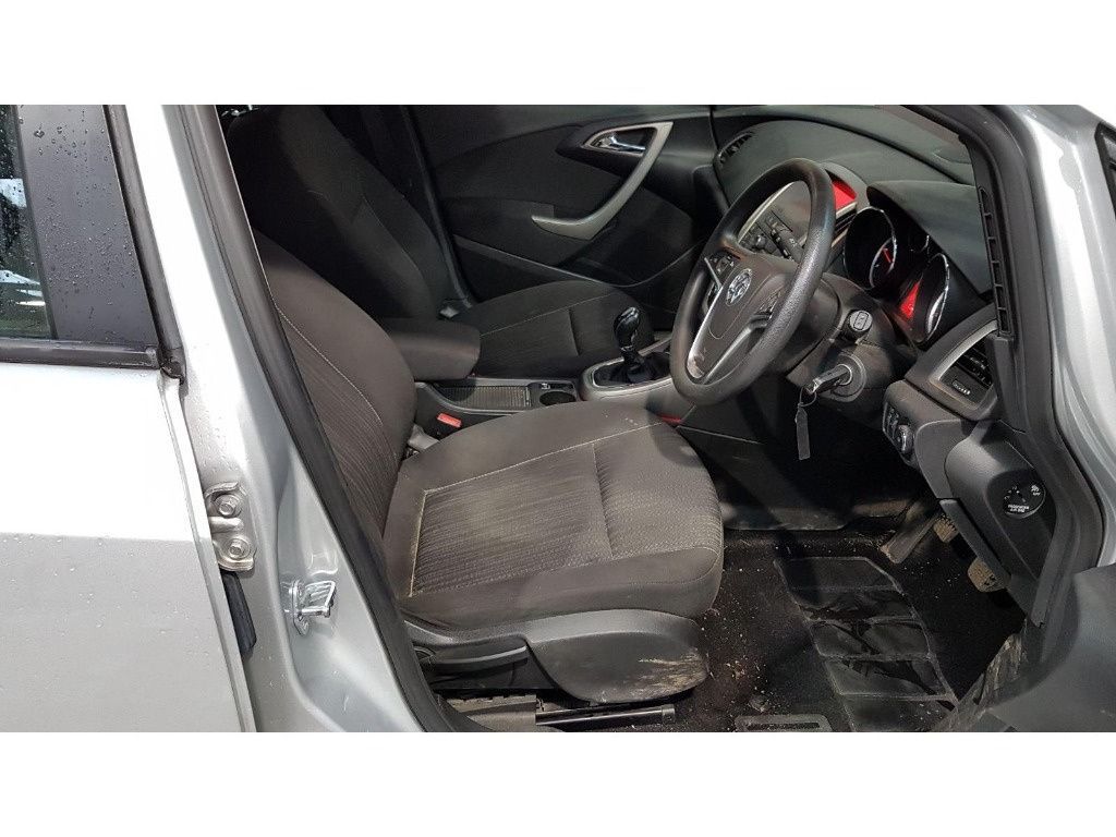 Toba esapament finala Opel Astra J 2011 Break 1.7D