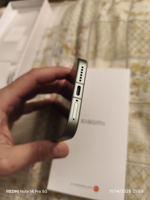 Xiaomi 17 Pro , Green