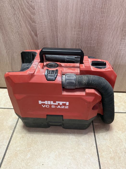 Продавам профисолнална прахусмукка Hilti VC 5-A22