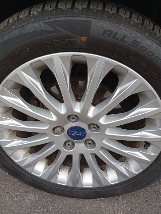 Ford Focus model Titanium