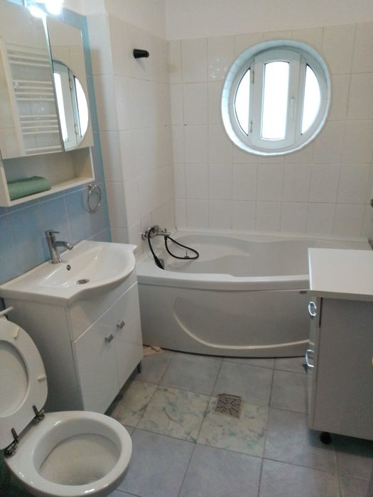 Titulescu Calea Grivitei apartament in vila 200 m metrou Basarab