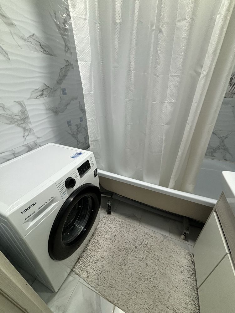 Продам 3-комнатную в 7 микрайоне, срочно