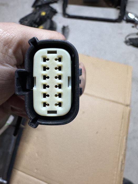 Oglinda stanga brat lung Ford Transit MK 8 2014-2021