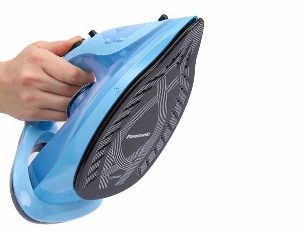Утюг Panasonic NI-M343VTW