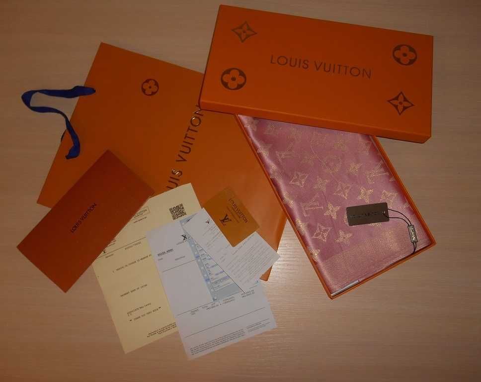 Eșarfă pentru femei Louis Vuitton 067