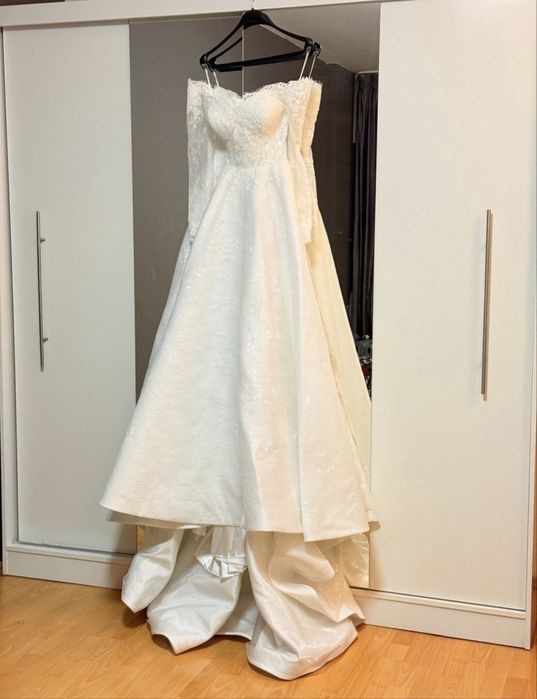 Rochie de mireasa tip printesa, handmade