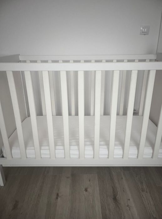 Patut SUNDVIK IKEA + cadou saltea cocos impecabila