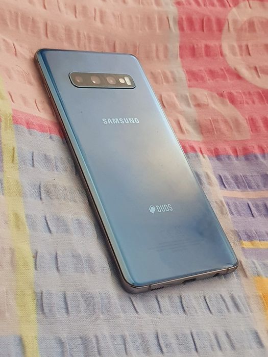 Samsung Galaxy S10 Plus Dual Sim 128GB Blue cu Dunga