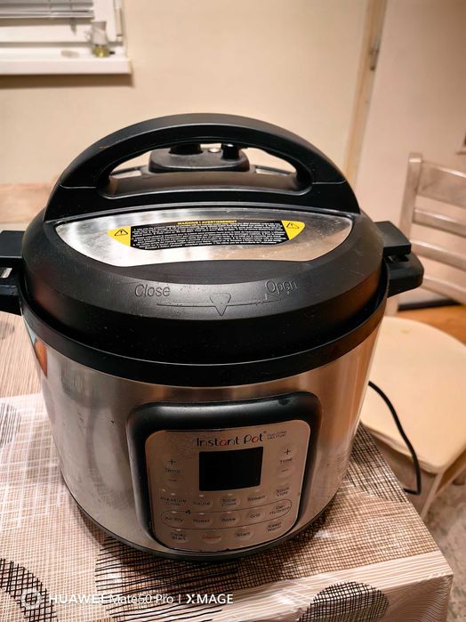 Мултикукър INSTANT POT