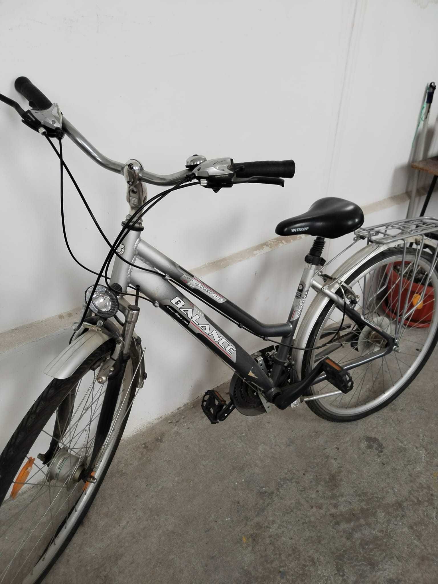 Bicicleta Balance trekking comfort