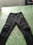 Vând pantaloni stil vagabond
