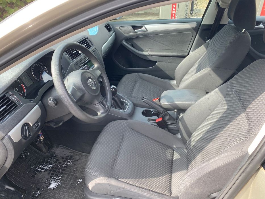 VW Jetta 1.6 TDI‼️