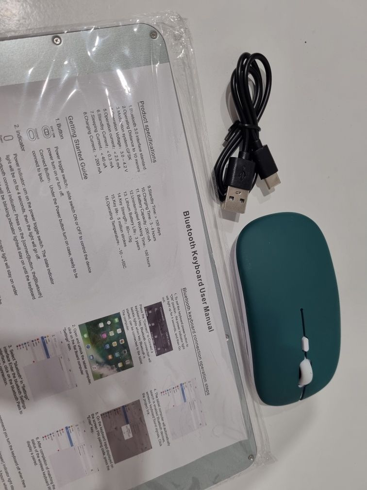 Kit tastatura și mouse Bluetooth