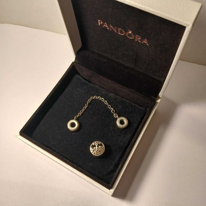 Bratara de argint Pandora si doua accesorii