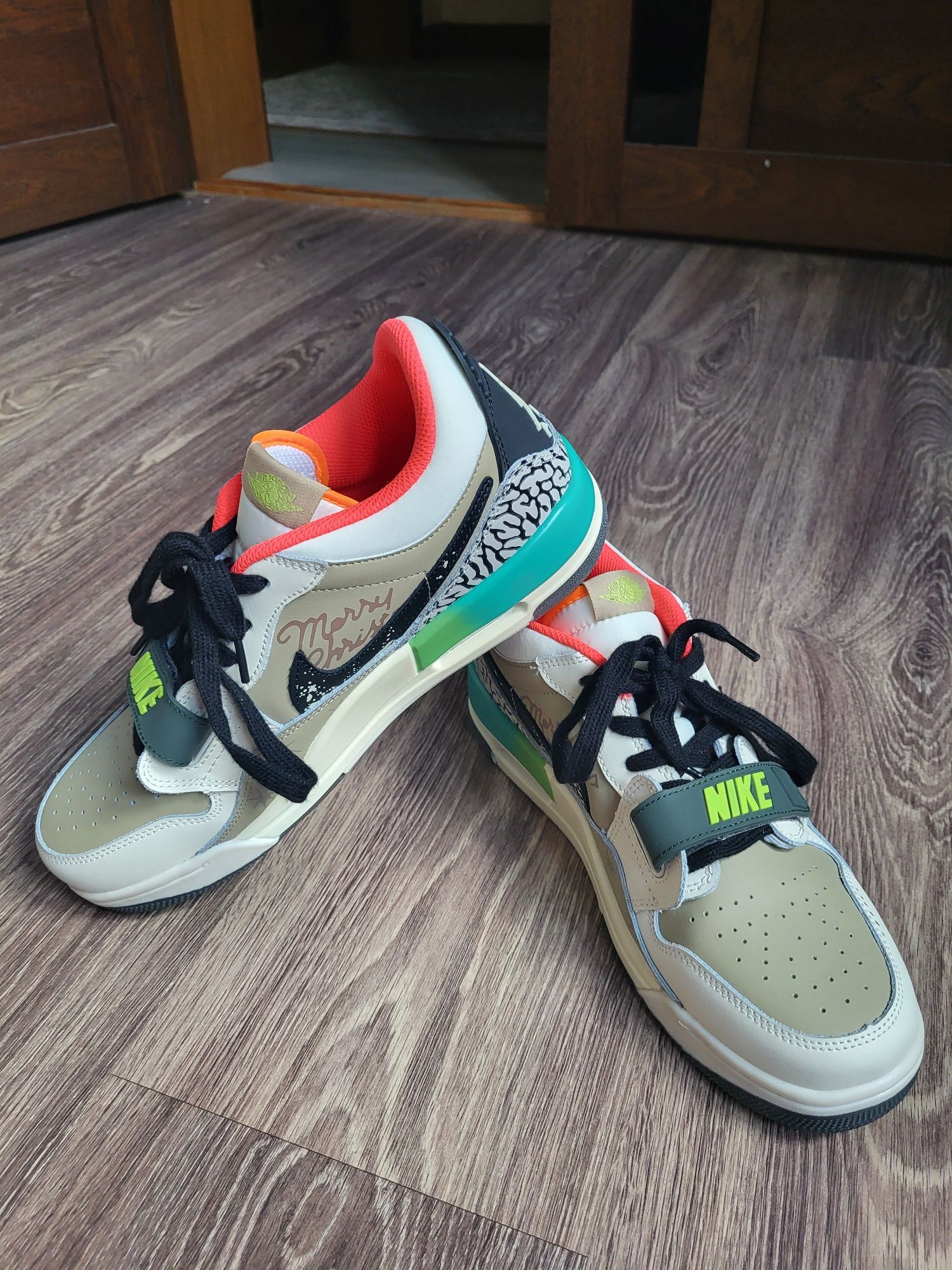 Кроссовки Nike Air Jordan Legacy 312 Low Gradient