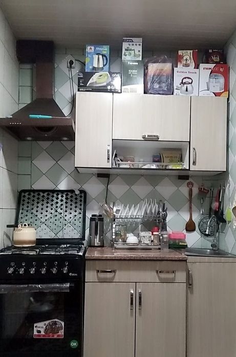 Kvartira 77 seriya 1 etaj 2/3 xona 4 etajka