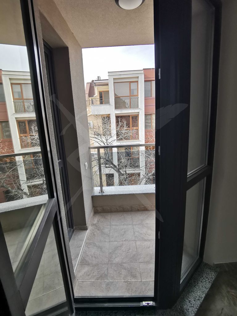 Продава се Тристаен апартамент в Пловдив, Съдийски - 122 кв.м за 2173 €/кв.м - Снимка #7