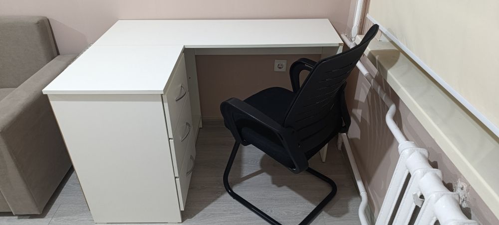 Стол и стульчик для занятий