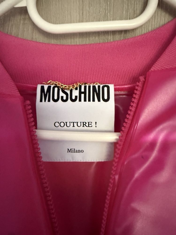 Дамско яке  оригинал MOSCHINO